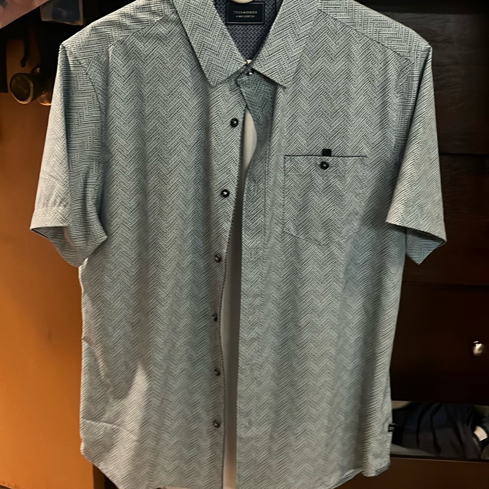 Men’s size medium button up shirt
